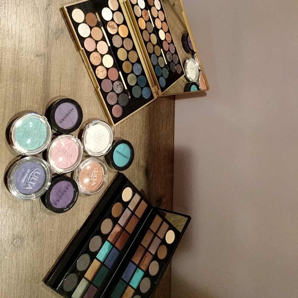 Makeup bundle